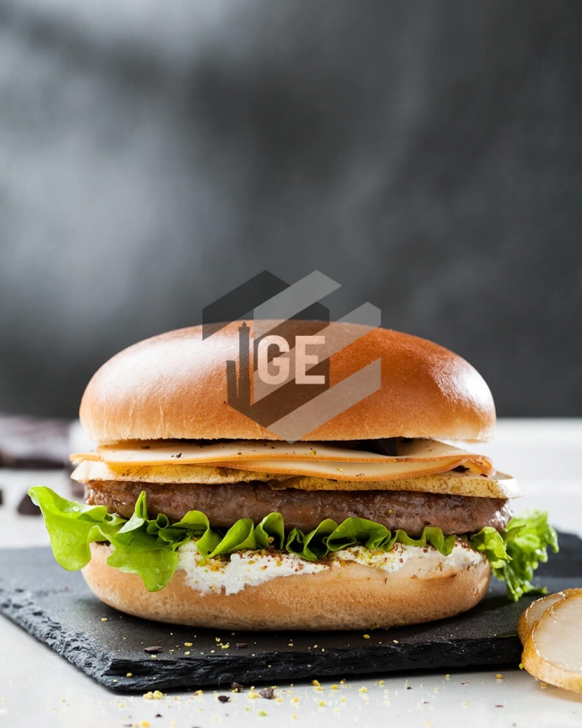 Green &amp; White Burger